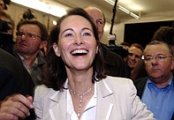 Ségolène Royal é a primeira mulher francesa com chances de ser eleita presidente.

Foto: AFP