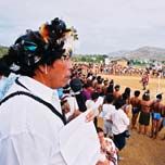 O índio macuxi Jacir José de Souza, em primeiro plano, é um dos líderes que luta pela preservação da continuidade das terras.Foto: CIR