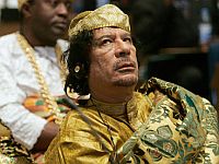 O dirigente líbio, Mouammar Kadhafi, eleito esta segunda-feira 02 de fevereiro, presidente da União Africana.  Foto : Reuters