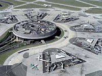A maioria dos brasileiros impedidos de entrar no território francês foi barrada no aeroporto internacional de Paris-Charles de Gaulle.  Foto: Aéroports de Paris