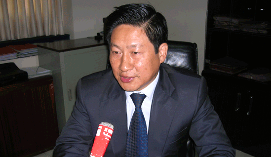 中国商人李吉才是塞内加尔华人联谊会长。在塞内加尔经商已经20多年。RFI.Chine