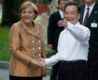 中国总理温家宝与德国总理默克尔2007年在北京会晤(Photo : Reuters)