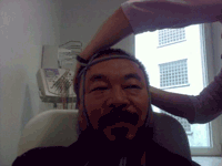 中国艺术家艾未未在德国检查头伤
(14-09-2009)