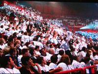 12 000 Azubis im Pariser Sportpalast am 3. Oktober 2008Foto : Matthias Gieselmann