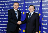 Der türkische Premierminister Erdogan und EU-Kommissionspräsident José Manuel Barroso am 19. Januar 2009.(Photo : Reuters)