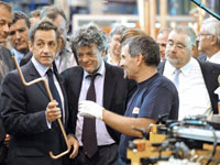 Nicolas Sarkozy begleitet von Umweltminister Jean-Louis Borloo (Photo : Eric Feferberg / AFP) 