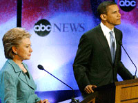 Clinton/Obama debate - Philadelphia (Photo: Reuters)