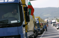 Bulgarian lorry-drivers' blockade (Photo: Reuters)