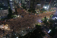 Up to a million people join the vigil (Photo: Reuters)