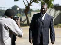 Arthur Mutambara arrives at the magistrates court in Harare(Photo: Reuters)