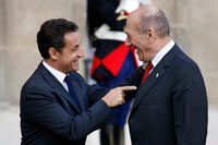 Nicolas Sarkozy and Ehud Olmert in Paris, October 2007(Photo: Reuters)