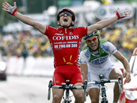 Dumoulin wins the third stage (Photo: Reuters)