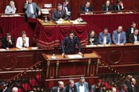 French PM Francois Fillon speaks to lawmakers (Credit: Reuters)