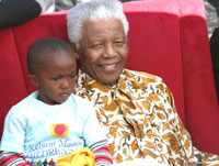 Nelson Mandela at the French lycée in Johannesburg.(Photo: V Hirsch/RFI)