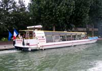 A boat on the Ourq canal(Photo: Nissim Schaul)