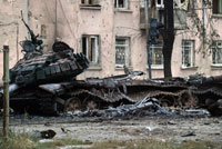 A destroyed Georgian tank in Tskhinvali, 9 August 2008.(Photo : Reuters)