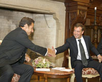 Sarkozy and Mededev(Photo: Reuters)