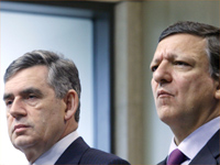 Gordon Brown and José Manuel Barroso.(Photo: Reuters)