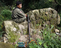 A Cambodian soldier near Preah Vihear temple(Photo: Reuters)