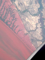  Madagascar's soil turns the sea red (Photo: Billy Head)