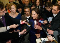 Ségolène Royal meets the press(Photo: Reuters)