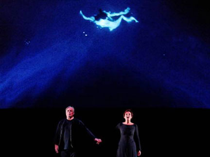 Clifton Forbis (Tristan) and Waltraud Meier (Isolde)

(Photo: A. Poupeney/ Opéra national de Paris)