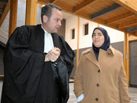 Zoulaikha Gharbi (R) with her lawyer, Eric Plouvier, at the Strassbourg courthouse(Photo: AFP)