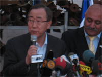 Ban Ki-moon and Sderot's mayor David Bouskila.(Photo: T Cross)