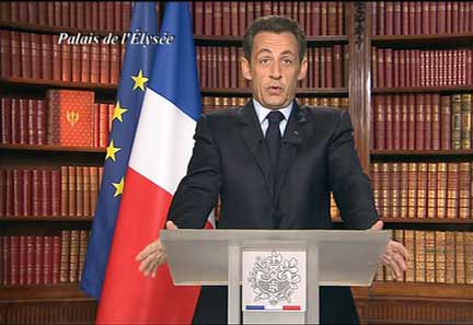 Sarkozy gives his New Year's Eve address(Photo: Reuters)