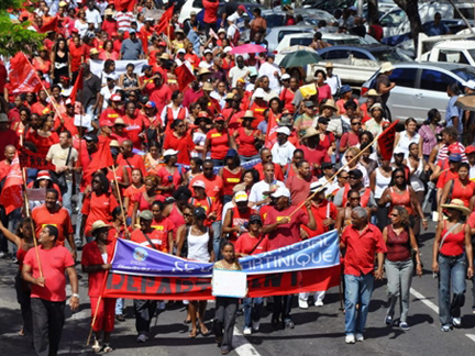 The first day of demonstrations on 5 February 2009 in Fort-de-France, Martinique.(Photo: Fernard Bibas/AFP)