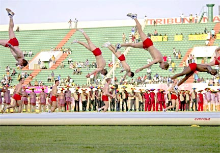 Acrobats perform at the closing ceremonies.(Photo: Reuters)
