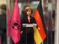 Barbie as Angela Merkel in Hamburg(Photo: Reuters)