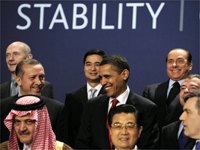 Heads of delegation pose for a family photo at the G20 summit in London on 2 April 2009. (Photo: Reuters)