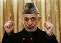 Afghan President Hamid Karzai at a news conference in Kabul, 4 April 2009(Photo: Reuters)