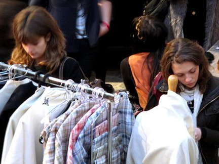 <em>Fashionistas</em> at the Viensdansmondressing event(Photo: Paul Heng)