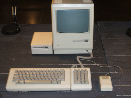 1984 Mac 128 Ko 512Ko memory.(Photo: A O'Donnell)