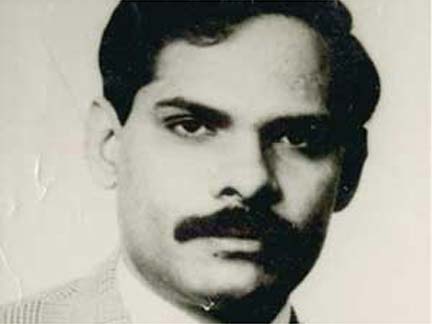 One of the few known pictures of Selvarasa Pathmanathan(Photo : Wikipedia)