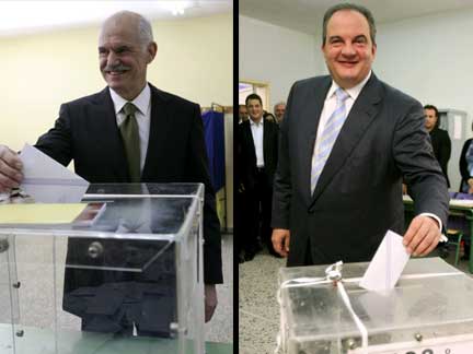 George Papandreou (L) and Costas Karamanlis (R) cast their ballots, 4 October 2009(Photos: Reuters / Layout: RFI)