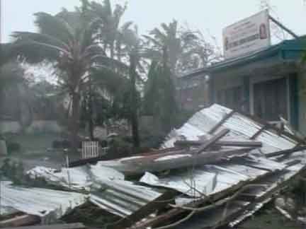 Destruction in the wake of Typhoon Parma in Cagayan, northern Philippines, 3 October 2009(Photo: Reuters)