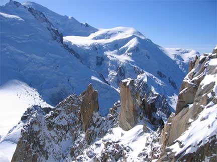View of the Mont Blanc from the Aiguille du Midi mountain peak, October 2009(Photo: Sarah Elzas/RFI)