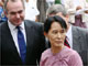 Aung San Suu Kyi at a meeting with US officials in Yangon, 4 November 2009(Photo: Aung Hla Tun/Reuters)