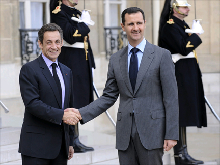 Presidents Sarkozy and al-Assad in Paris(Photo: Reuters)