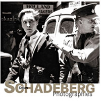 Schadeberg is arrested by apartheid police while in Johannesburg