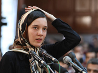 Clotilde Reiss, in court on  8 August 2009(Photo: Reuters)