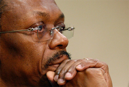 Former Haitian President Jean Bertrand Aristide, exiled in South Africa, attends a news briefing in Johannesburg on 15 January, 2010(Photo: Reuters)