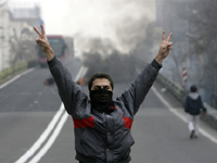 An Iranian protester, in central Tehran, December 2009(Photo: Reuters)