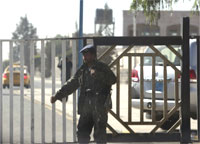 A Yemeni police officer outside the Sanaa International Airport(Photo: Reuters/Ahmed Jadallah)