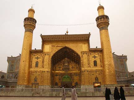 Najaf's Imam Ali shrine(Photo: Wikimedia/Arlo K Abrahamson)