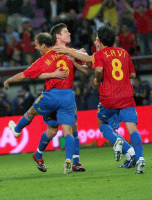 El español de origen argentino Mariano Pernía reemplazó al lesionado Del Horno. En su debut, el miércoles, marcó su primer gol contra Croacia, en el último partido de preparación de España. Un gol que festejó a lo grande.Foto: RFEF