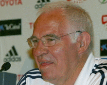 Luis Aragonés, técnico español, apostó por el ataque y fue recompensado.Foto: RFEF